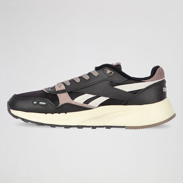 Zapatillas Urbanas Reebok Classic Leather 2400