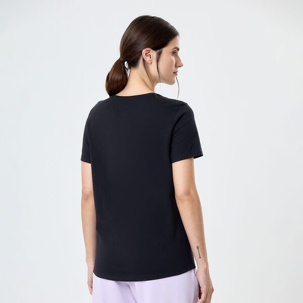 Remera Nike Club Mujer