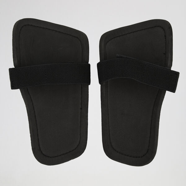 Canilleras Nassau Pro
