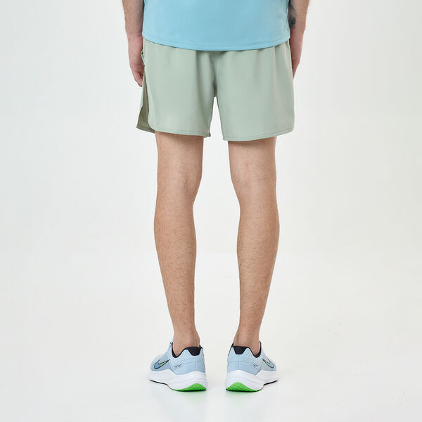 Short Nike Challenger para Hombre