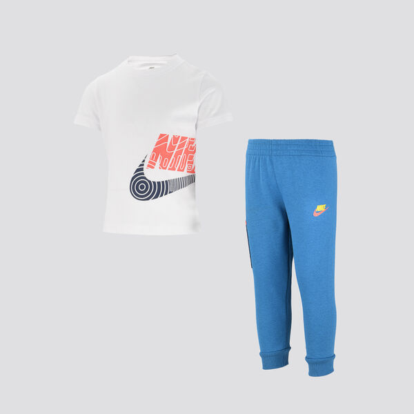 Conjunto Nike Sportswear Trend Niño