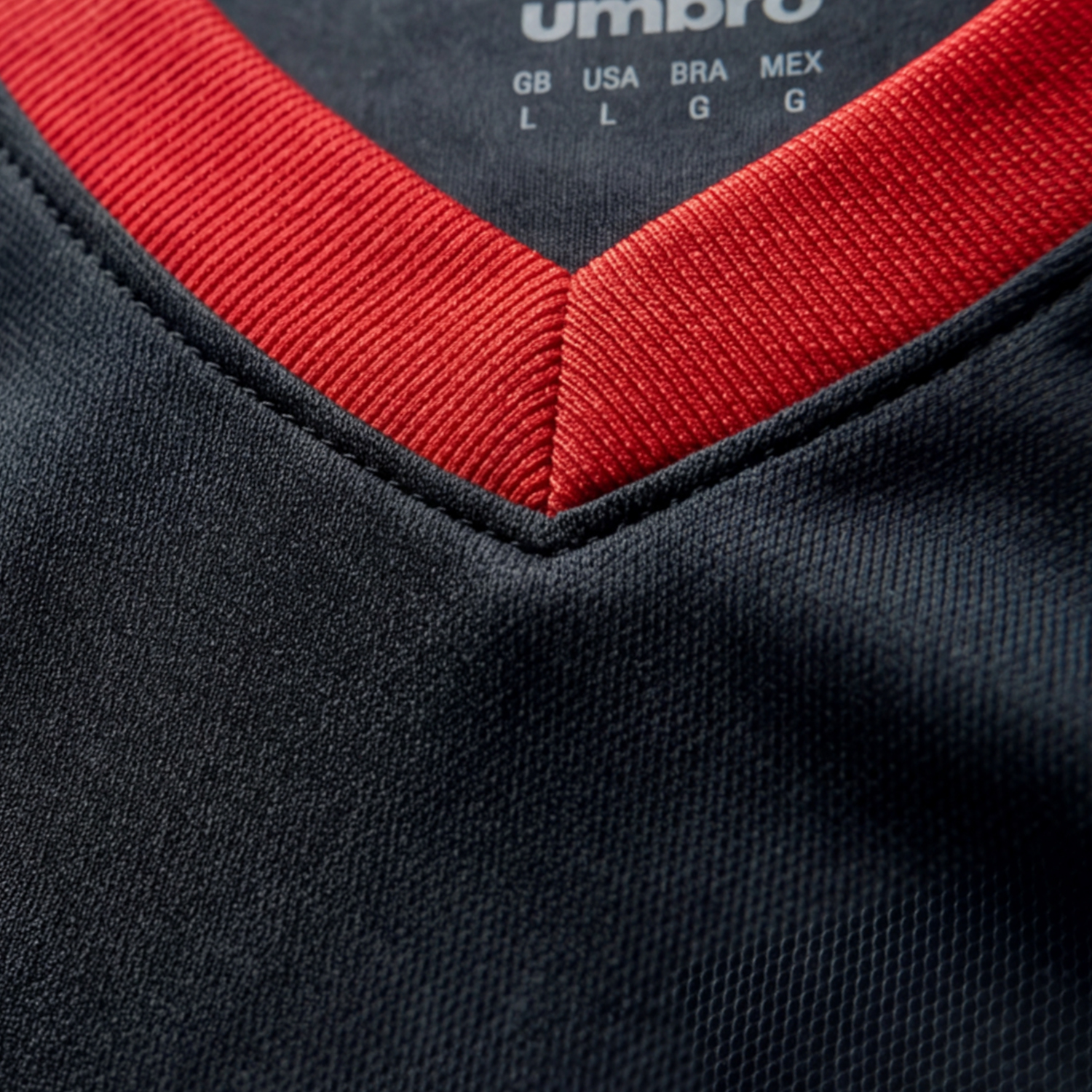 Remera F&uacute;tbol Umbro Legacy Field Hombre,  image number null