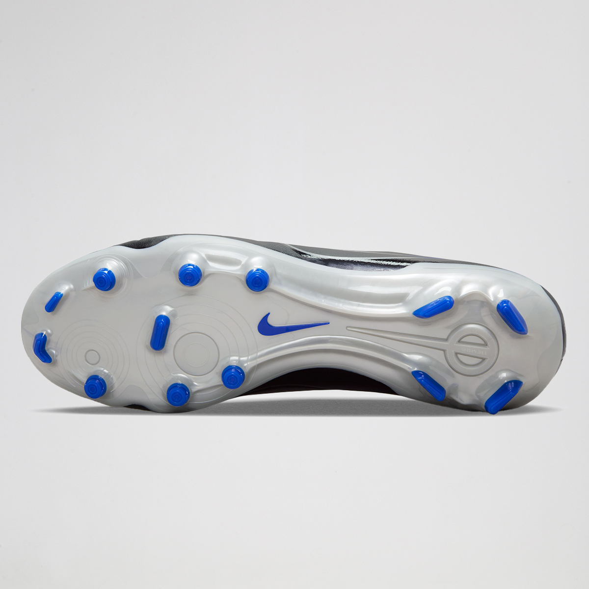 Botines Nike Legend 10 Club Mg,  image number null