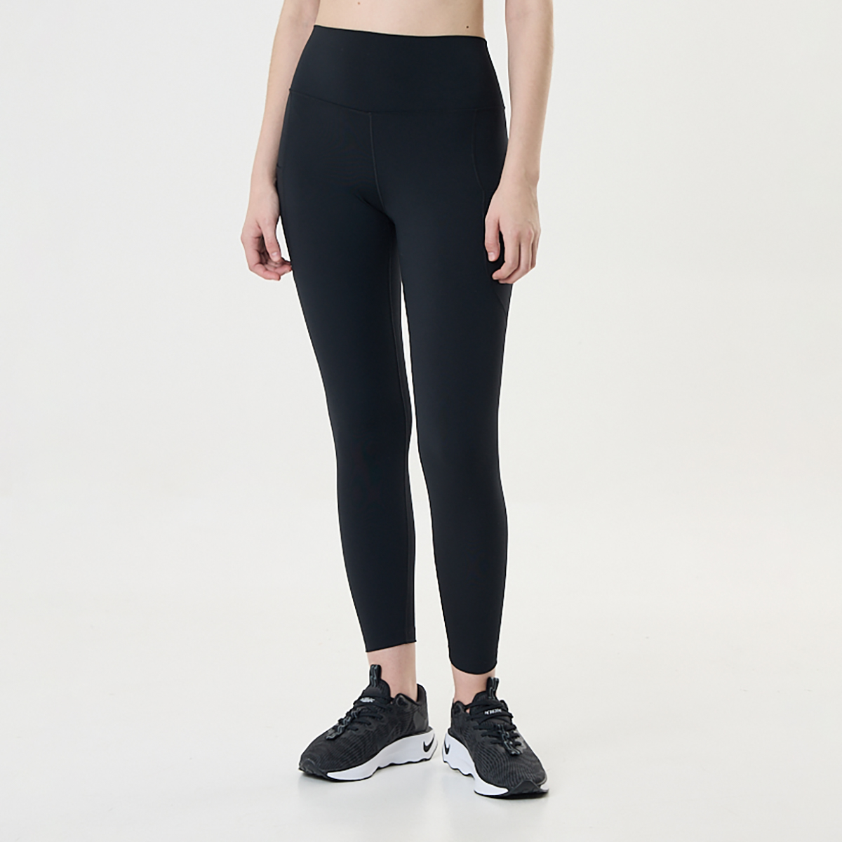 Calza Entrenamiento Nike One Mujer,  image number null