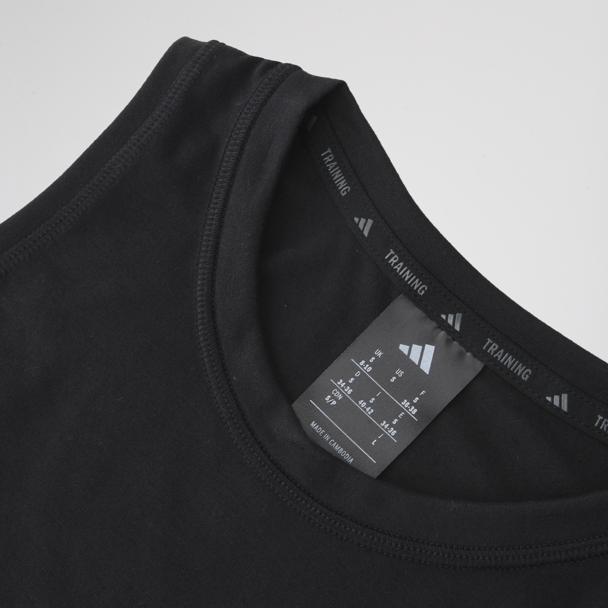 Musculosa Entrenamiento adidas Workout Essentials Boxy Mujer,  image number null