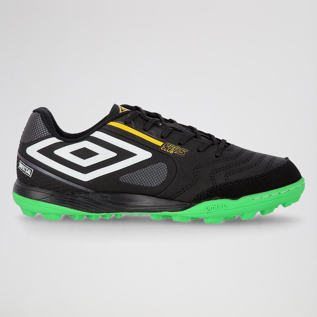 Botines umbro futbol 5 2025
