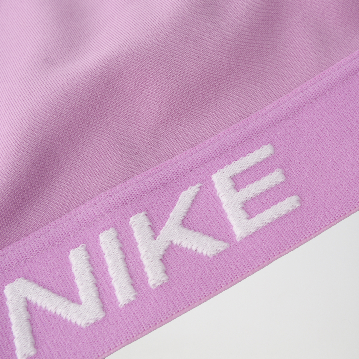 Top Entrenamiento Nike Indy Soporte Bajo Mujer,  image number null