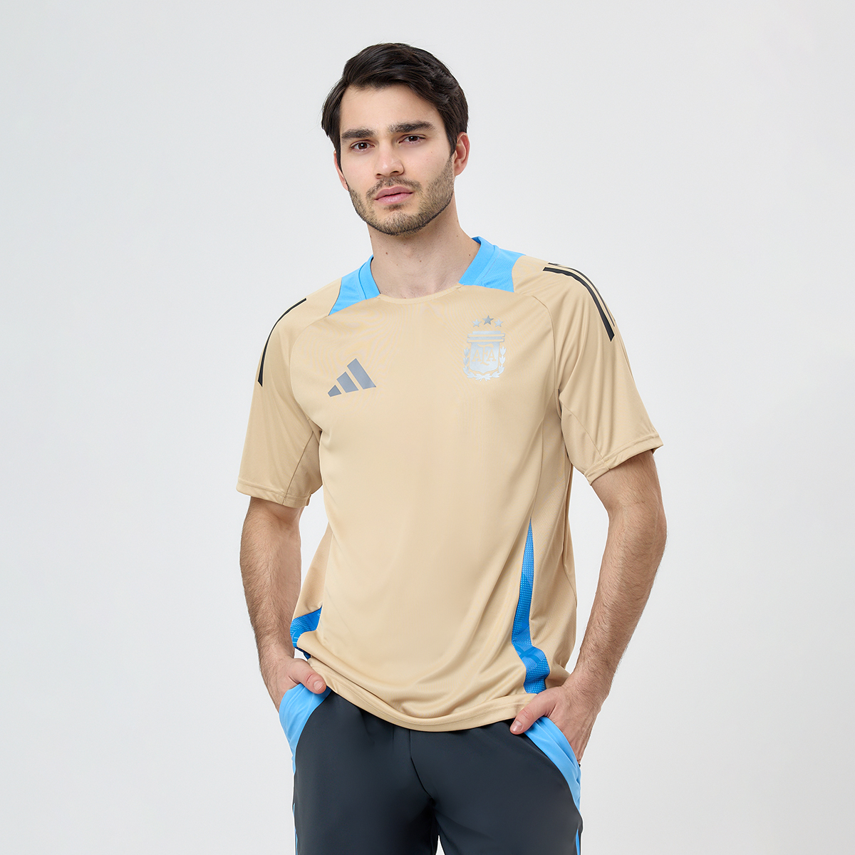 Adidas argentina indumentaria top