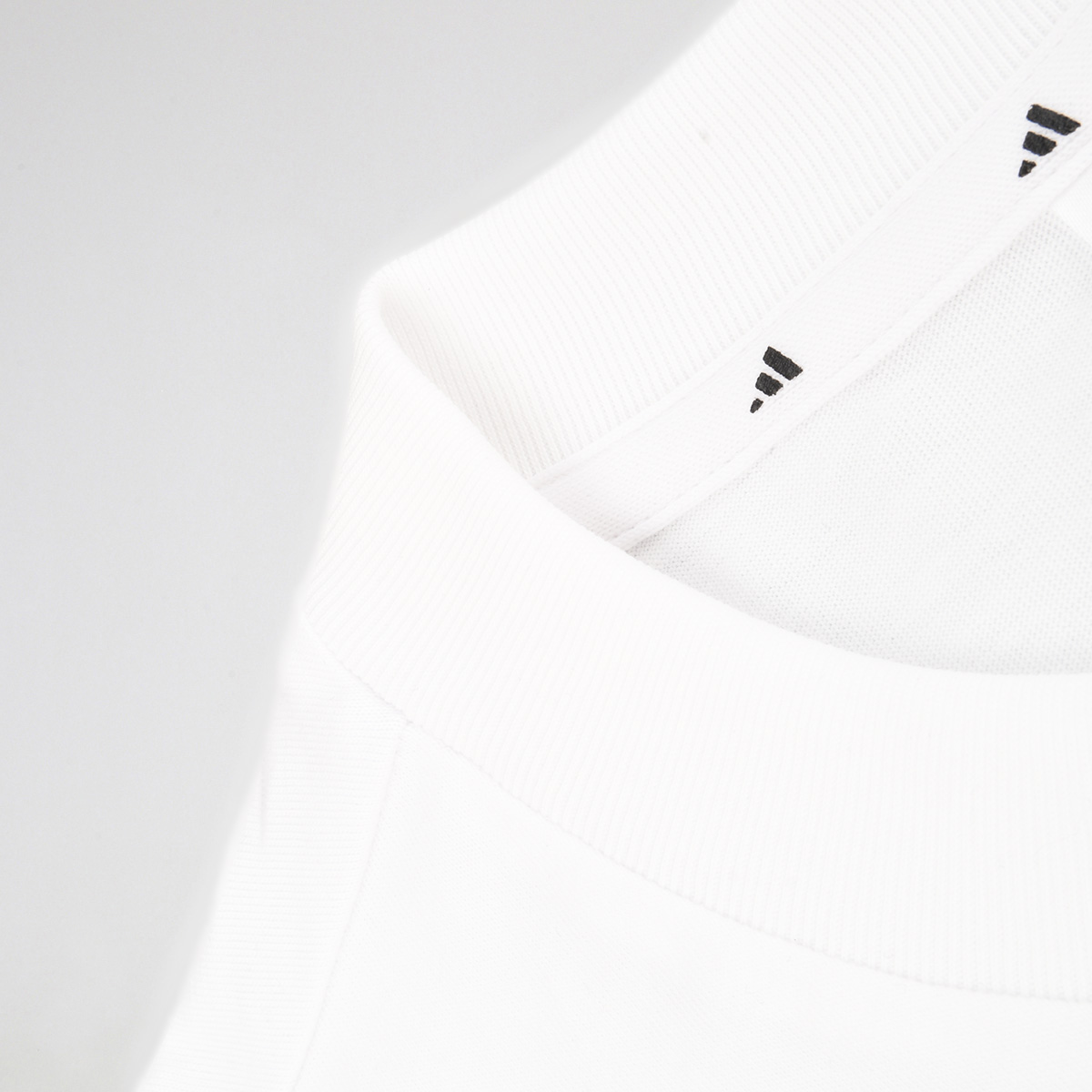 Remera adidas Essentials Logo Pequeño para Mujer,  image number null