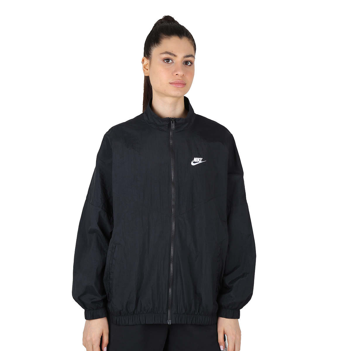 Campera Urbana Nike Sportswear Essential Windrunner Mujer