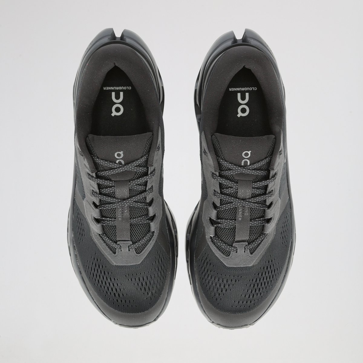 Zapatillas On Running Cloudrunner 3 Hombre,  image number null