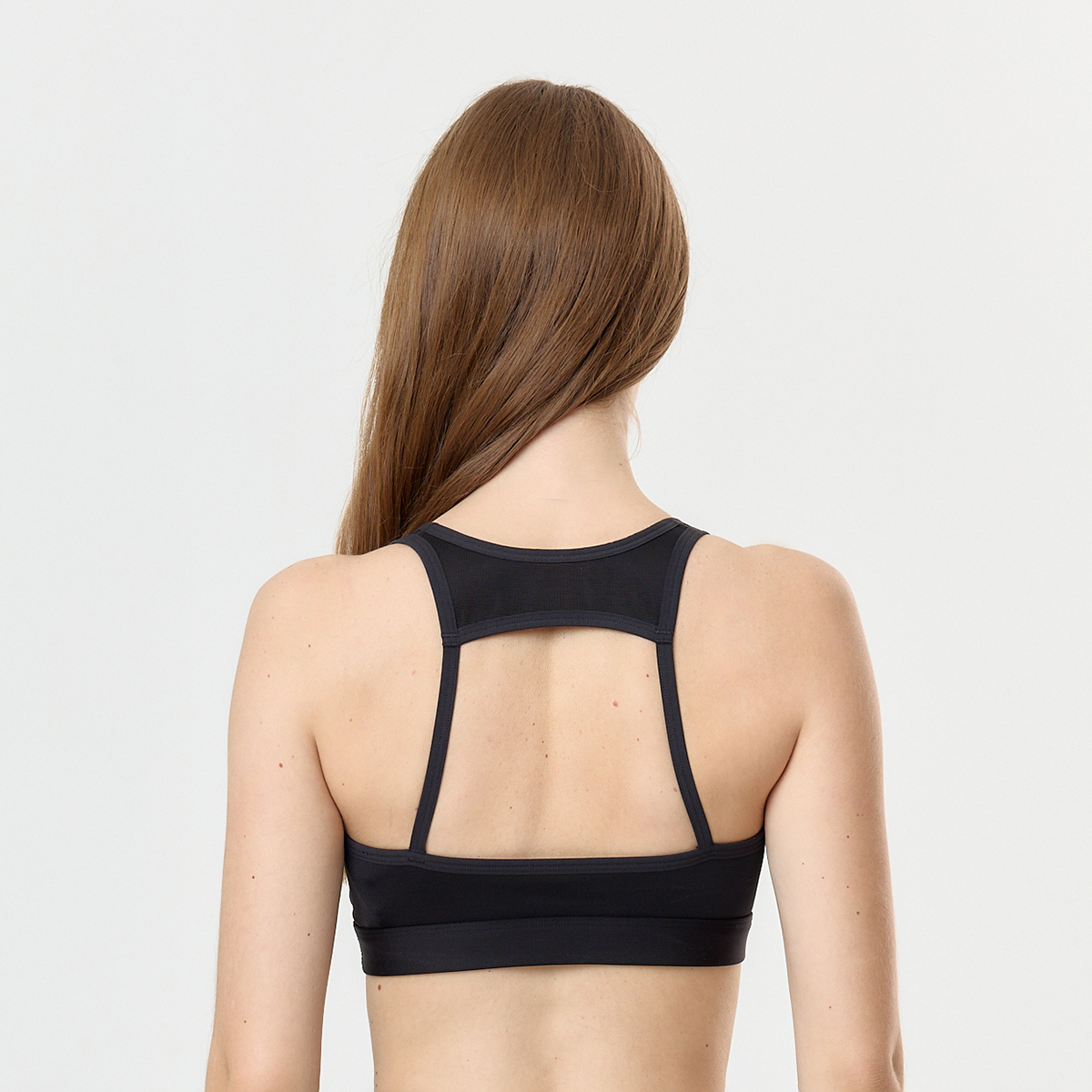 Top Puma Move Strong de Mujer,  image number null