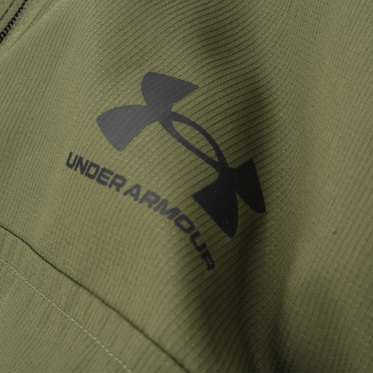 Campera Under Armour Rompeviento Rival Hombre con capucha,  image number null