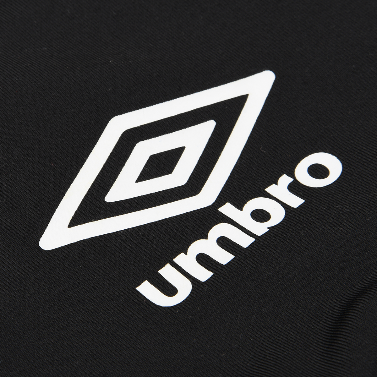 Top Entrenamiento Umbro Pilcomayo Mujer,  image number null