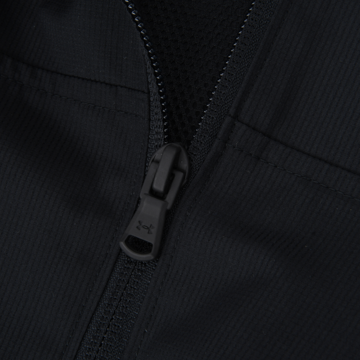 Campera Under Armour Rompeviento Rival Hombre,  image number null