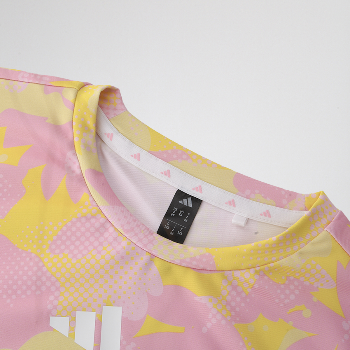 Remera adidas Essentials Flower Niña,  image number null
