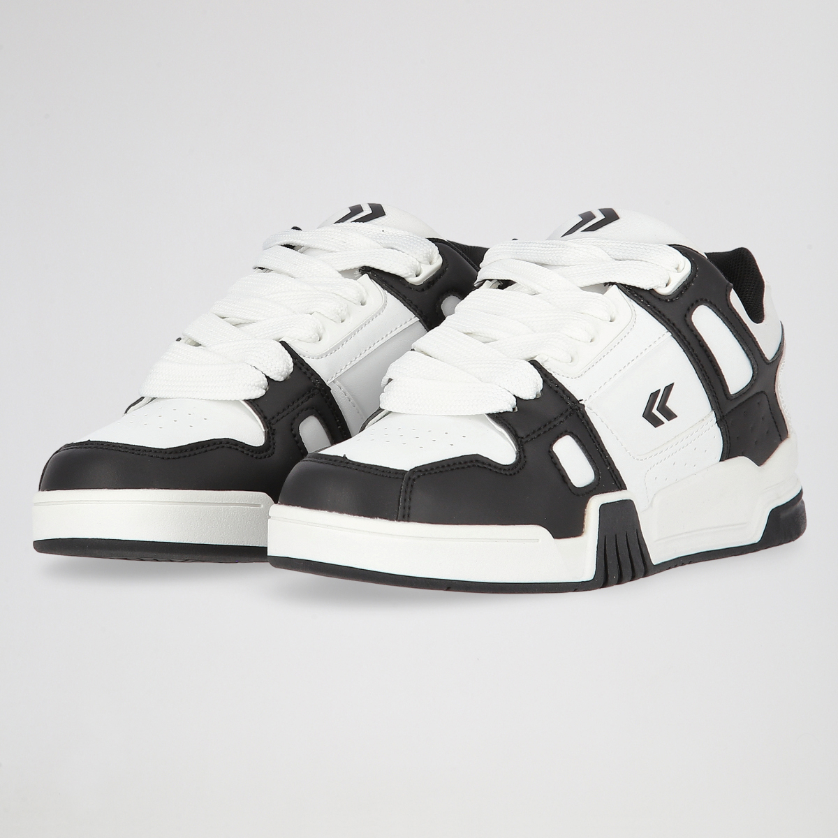 Zapatillas Atomik Emmet Cuero Sint&eacute;tico Hombre,  image number null