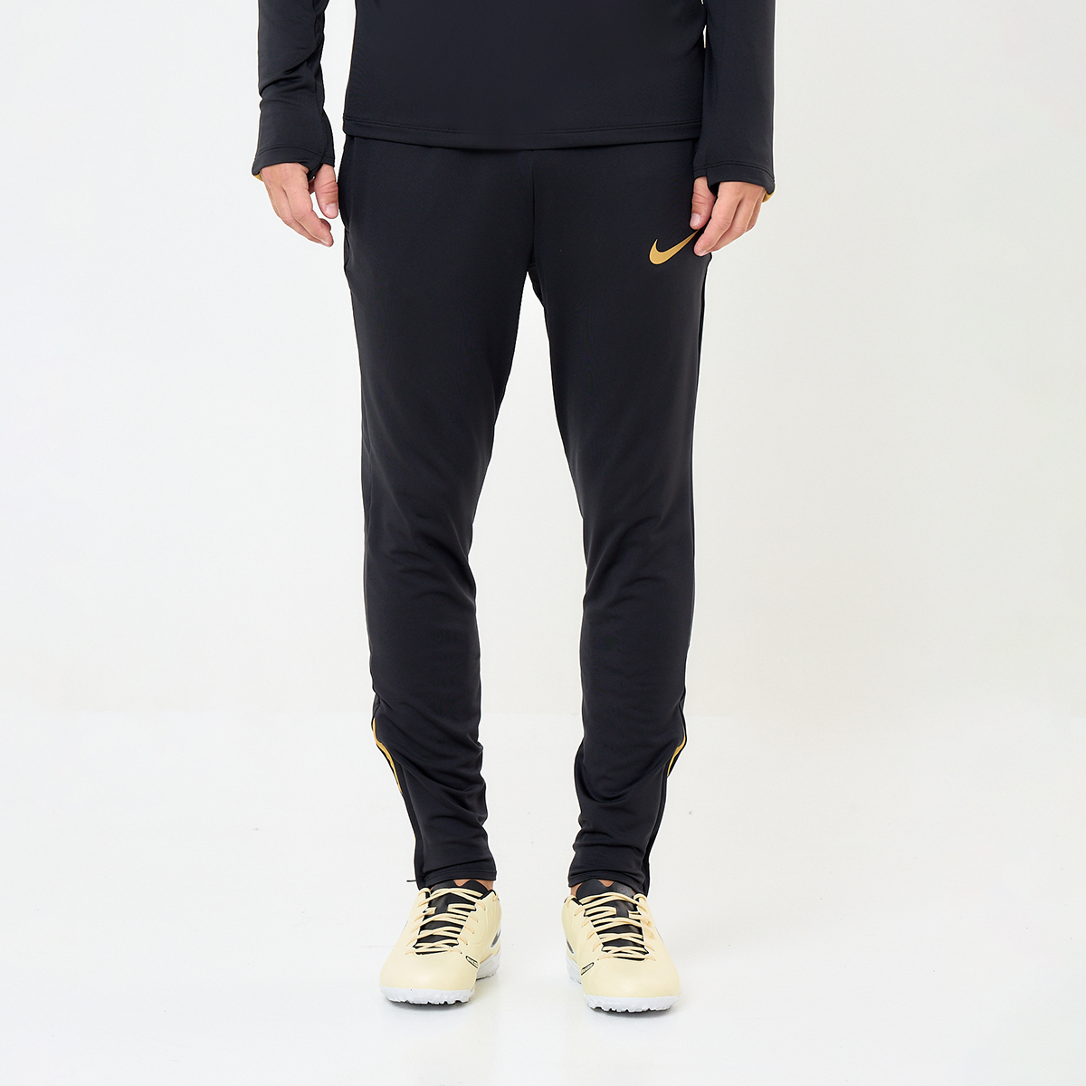 Pantal&oacute;n F&uacute;tbol Nike Dri-FIT Strike Hombre,  image number null
