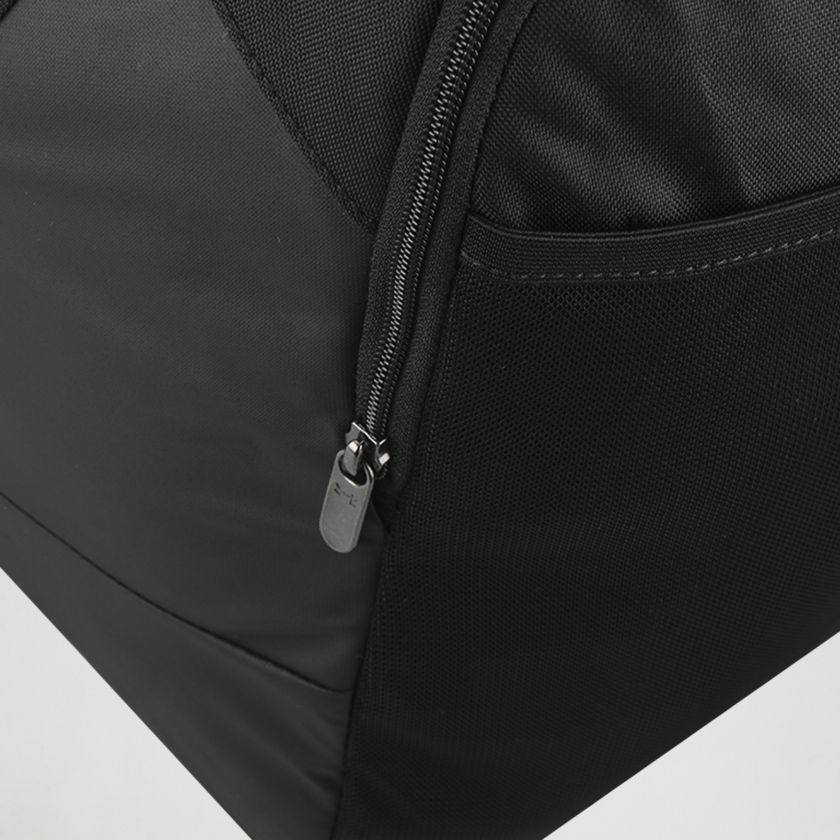 Bolso Under Armour Undeniable Duffle 5.0,  image number null