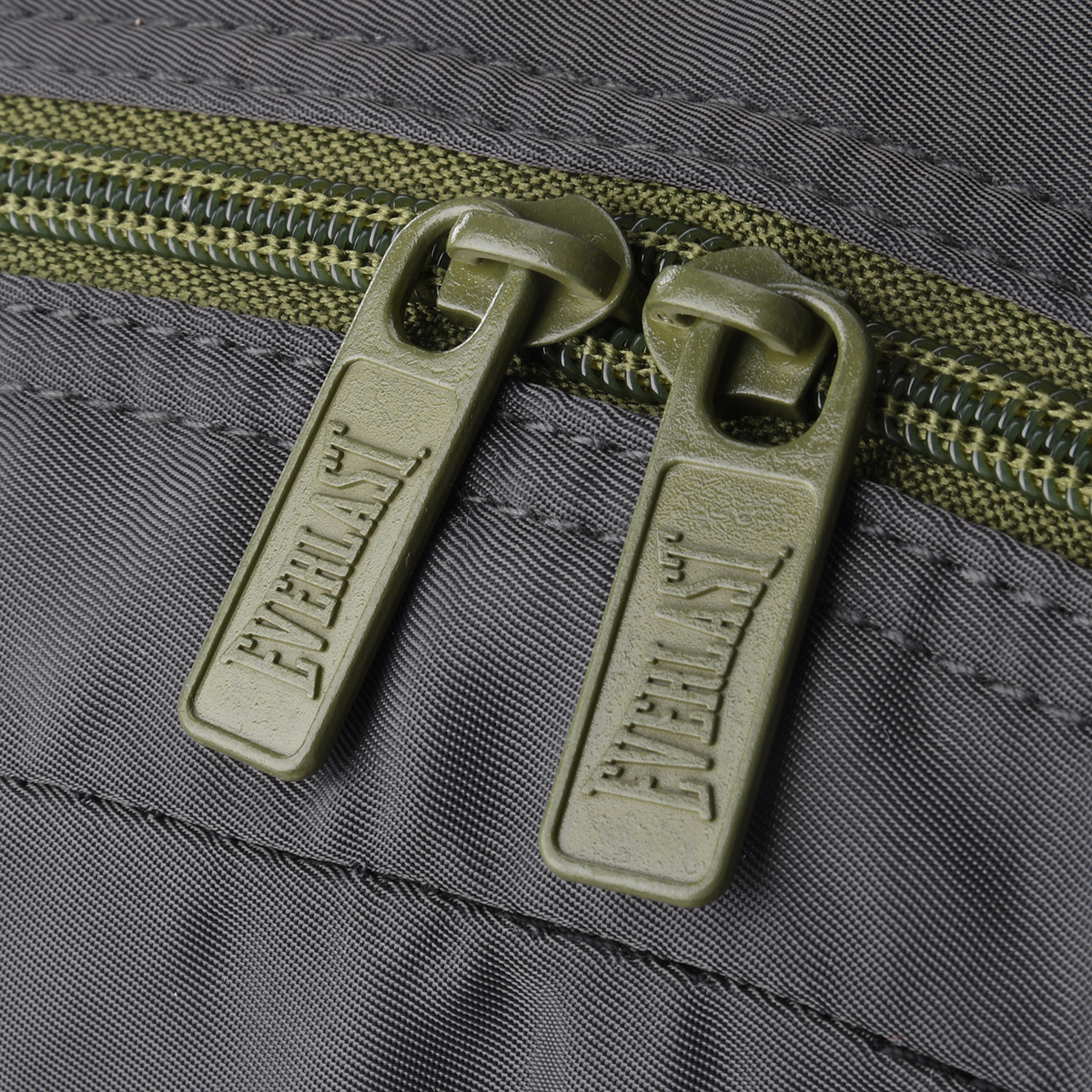 Mochila Everlast 18 Pulgadas tiras regulables,  image number null