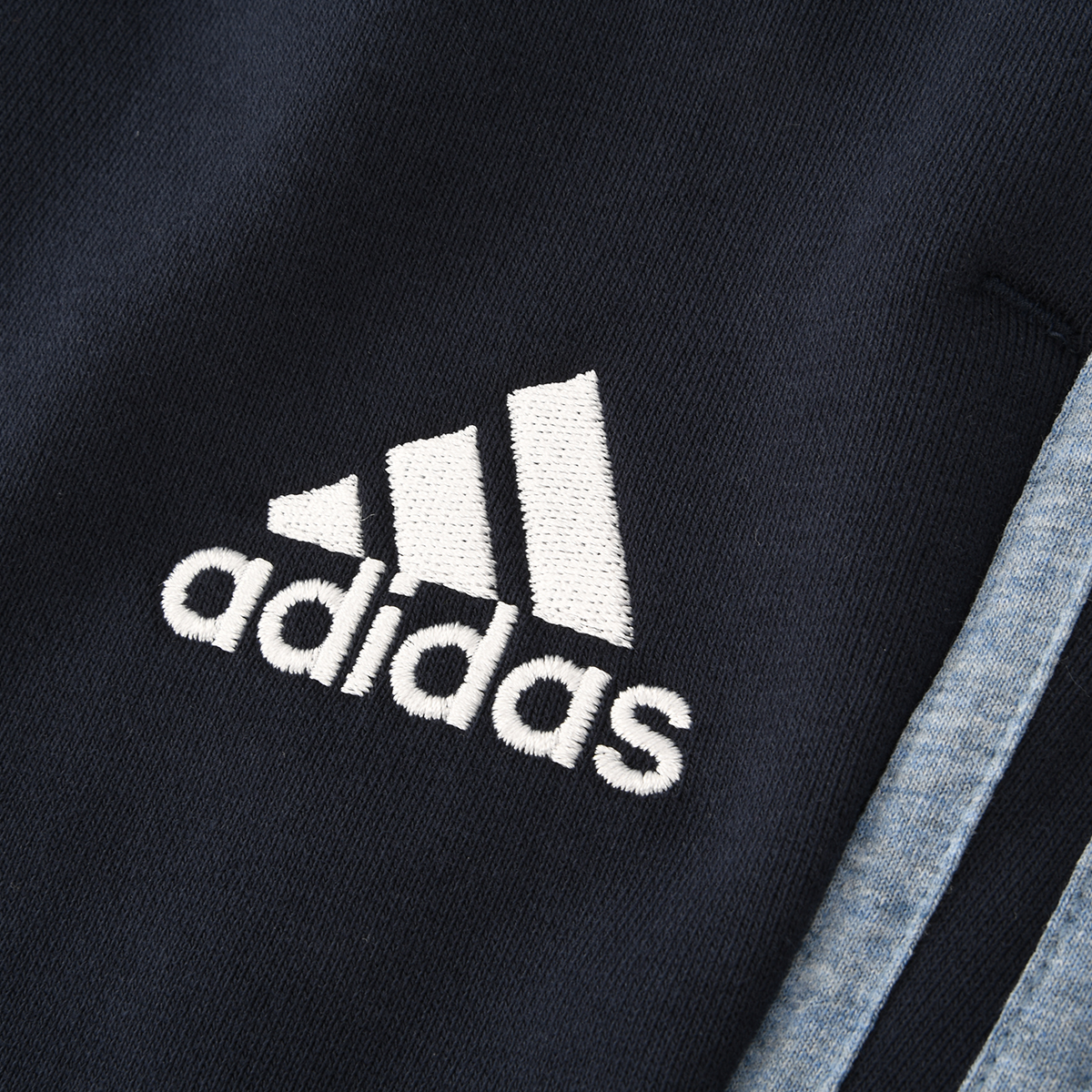 Pantalón Adidas Melange,  image number null