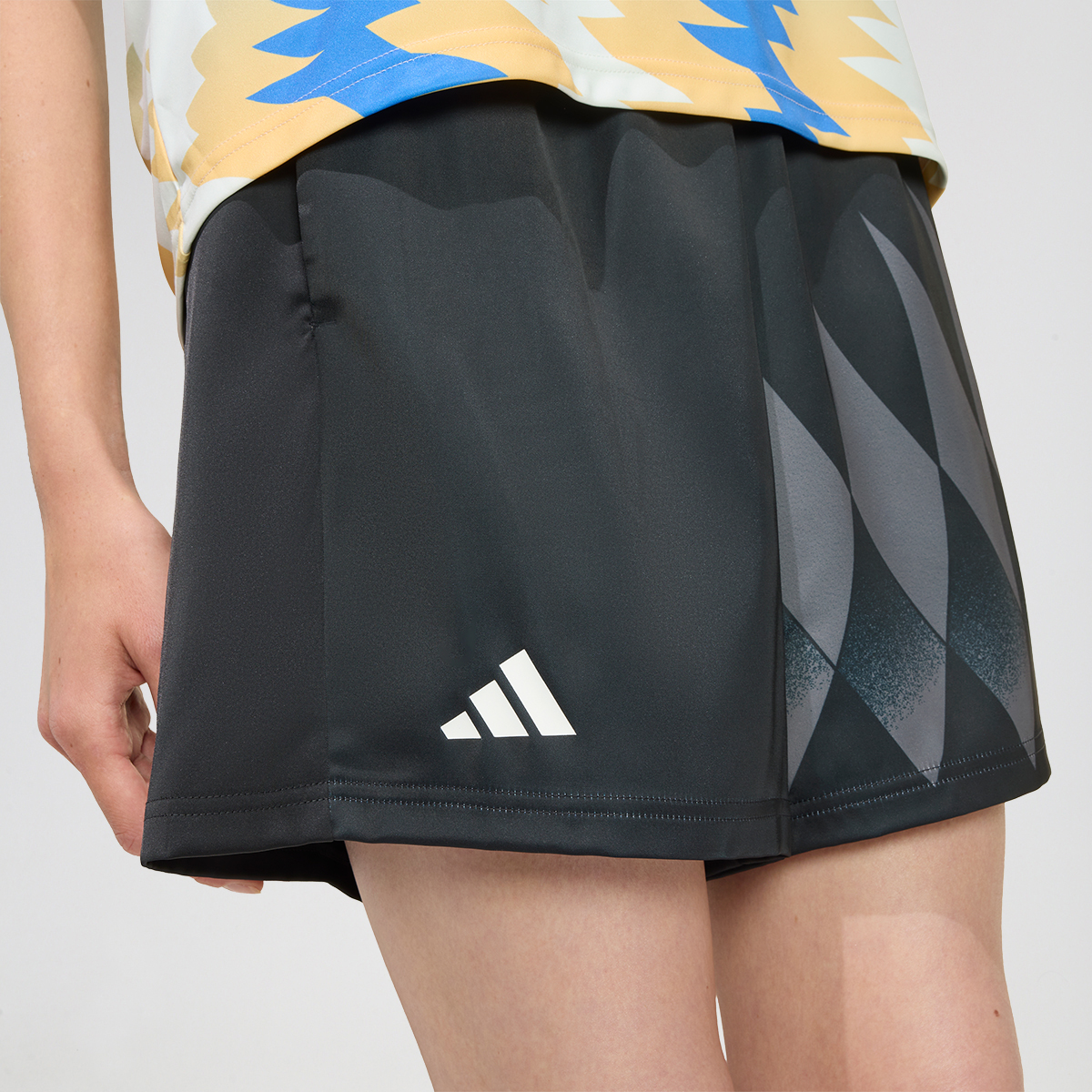 Short adidas House Of Tiro Mujer,  image number null