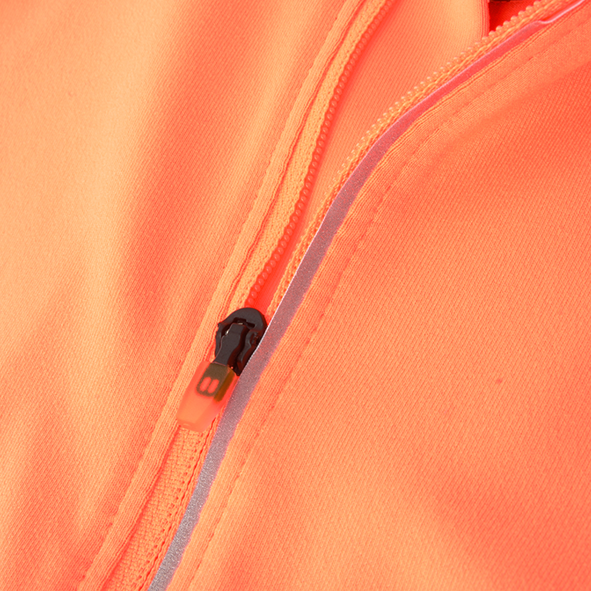 Buzo under armour launch pro mujer — imagen 3