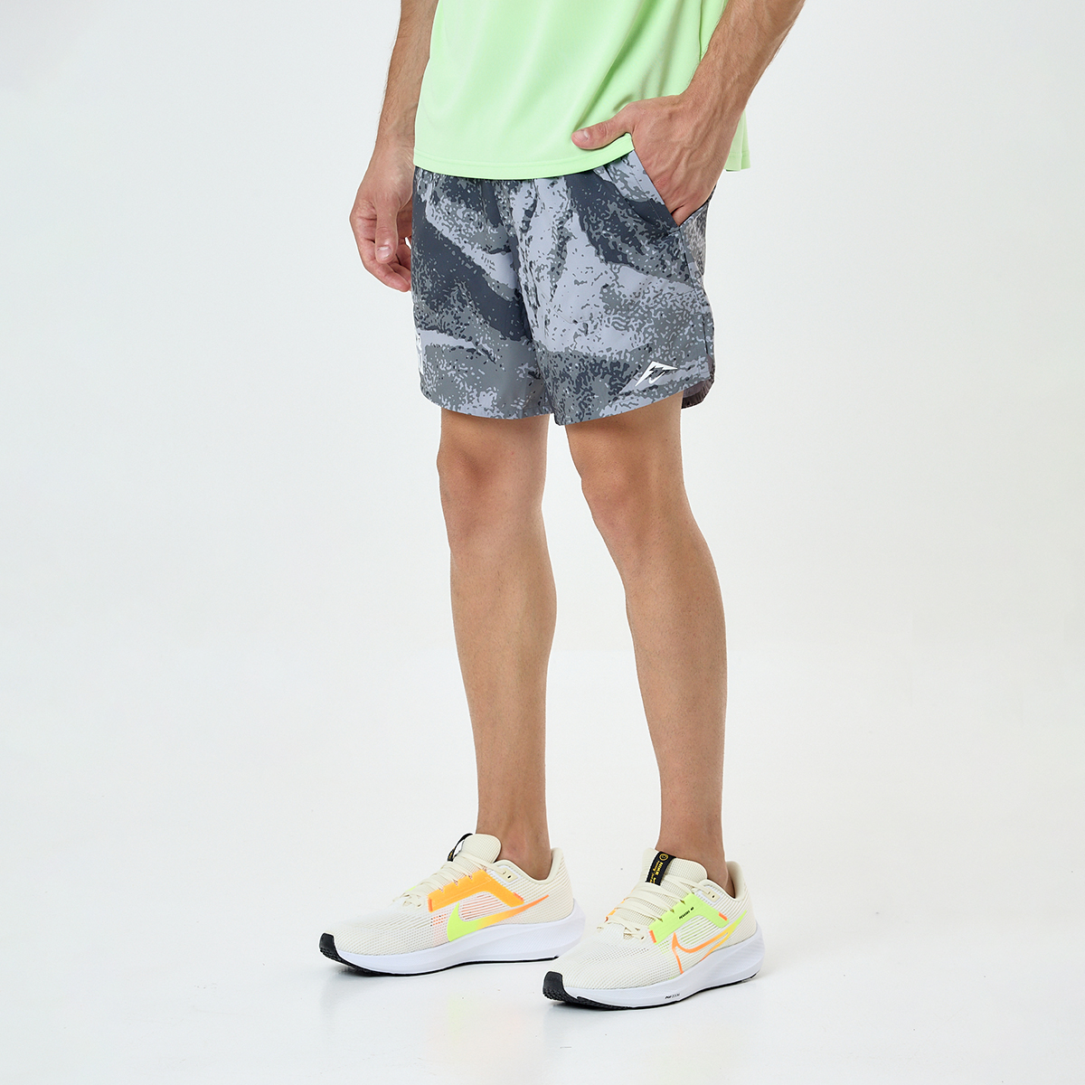 Short Running Nike Trail Stride Hombre,  image number null
