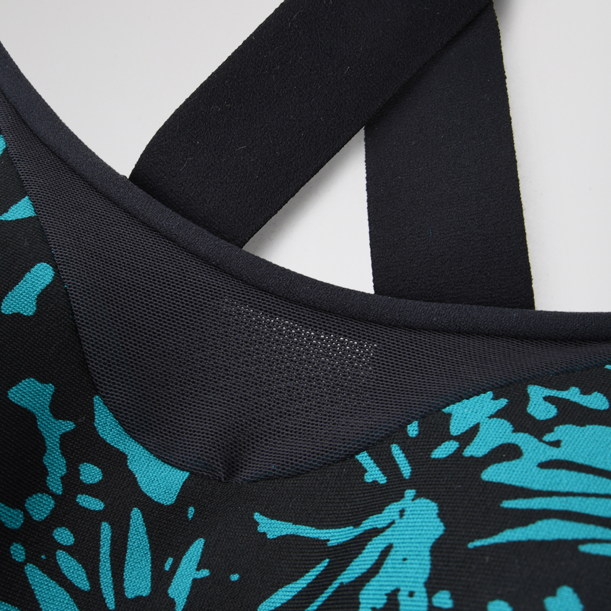 Top Entrenamiento Under Armour Infinity High Mujer,  image number null