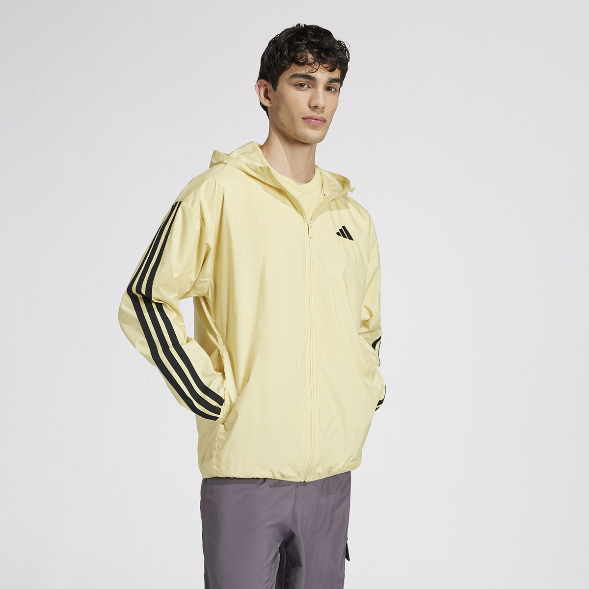 Buzo adidas Essentials 3 Tiras Windbreaker Hombre,  image number null