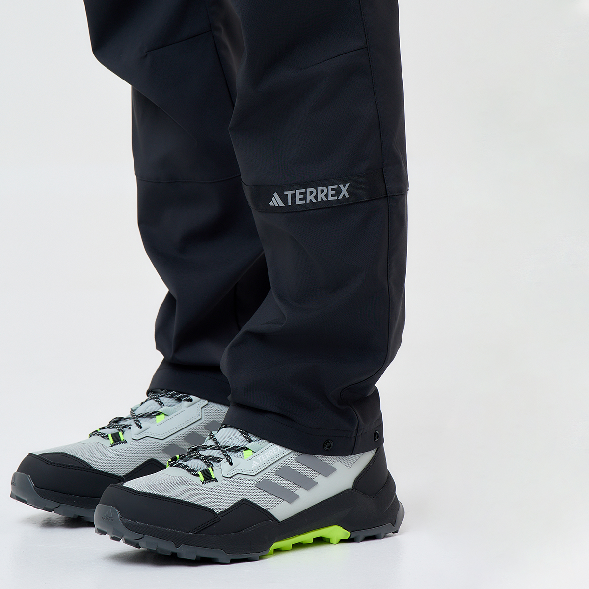 Pantalón Outdoor adidas Mt Hombre,  image number null