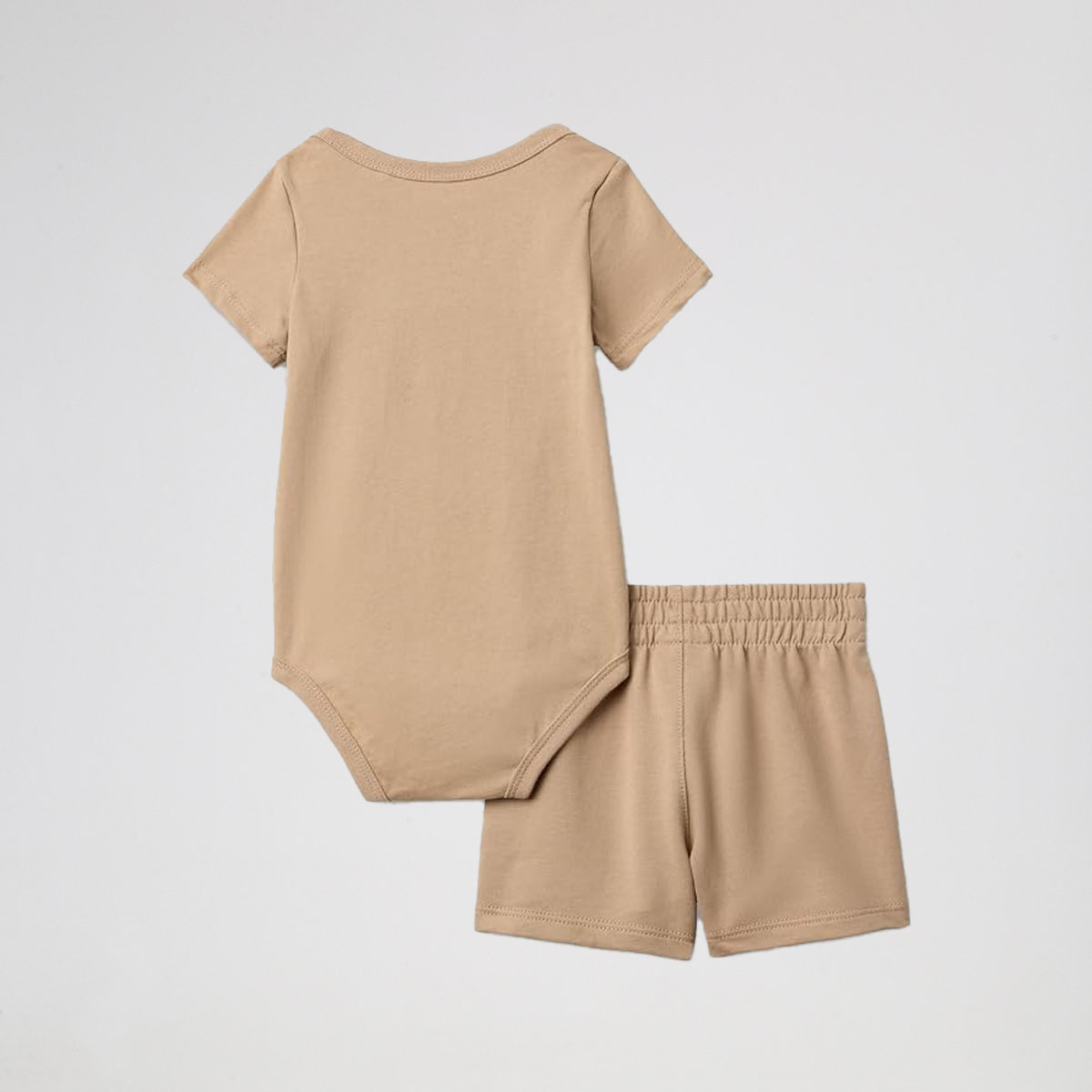 Conjunto Nike Neutral Club Infantil algod&oacute;n,  image number null