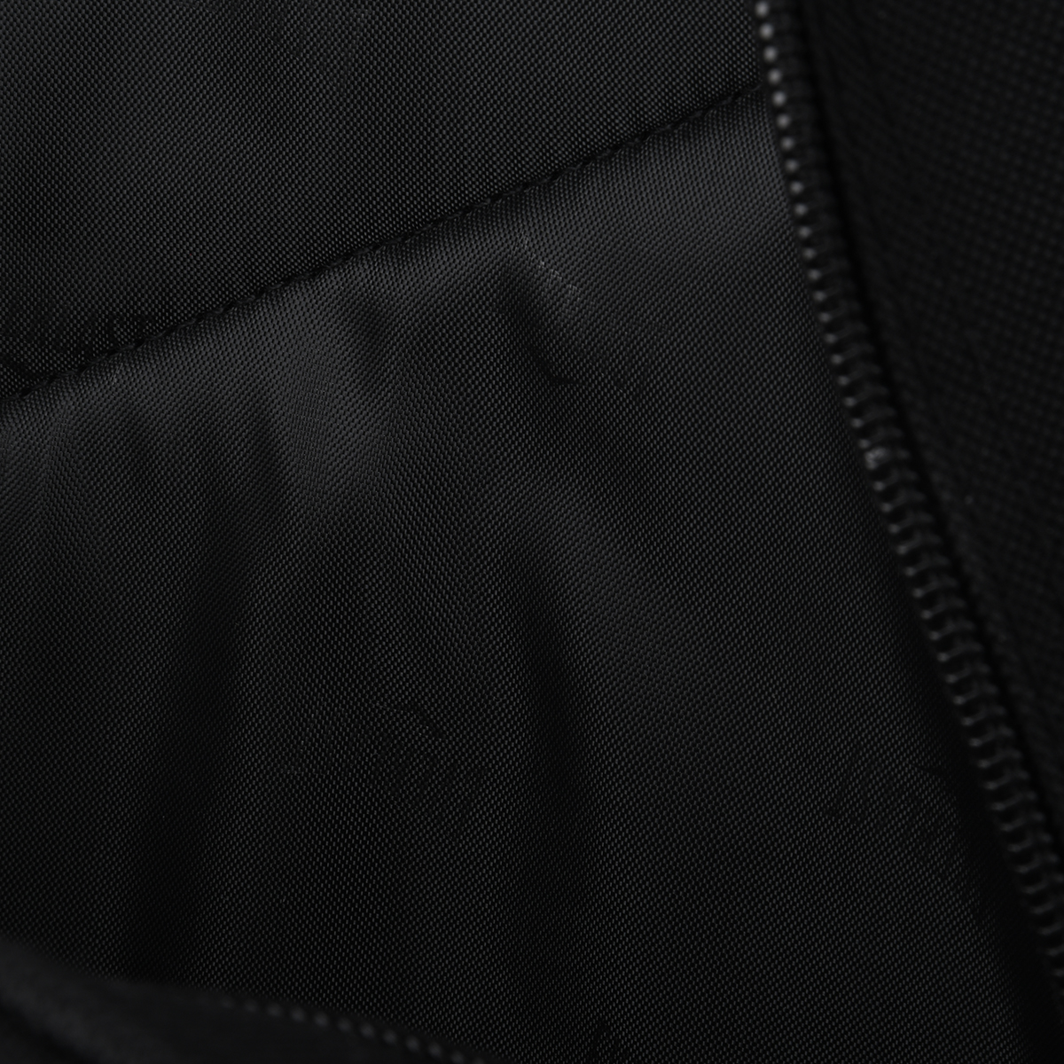 Mochila Everlast 18 Pulgadas Poli&eacute;ster con tiras regulables,  image number null