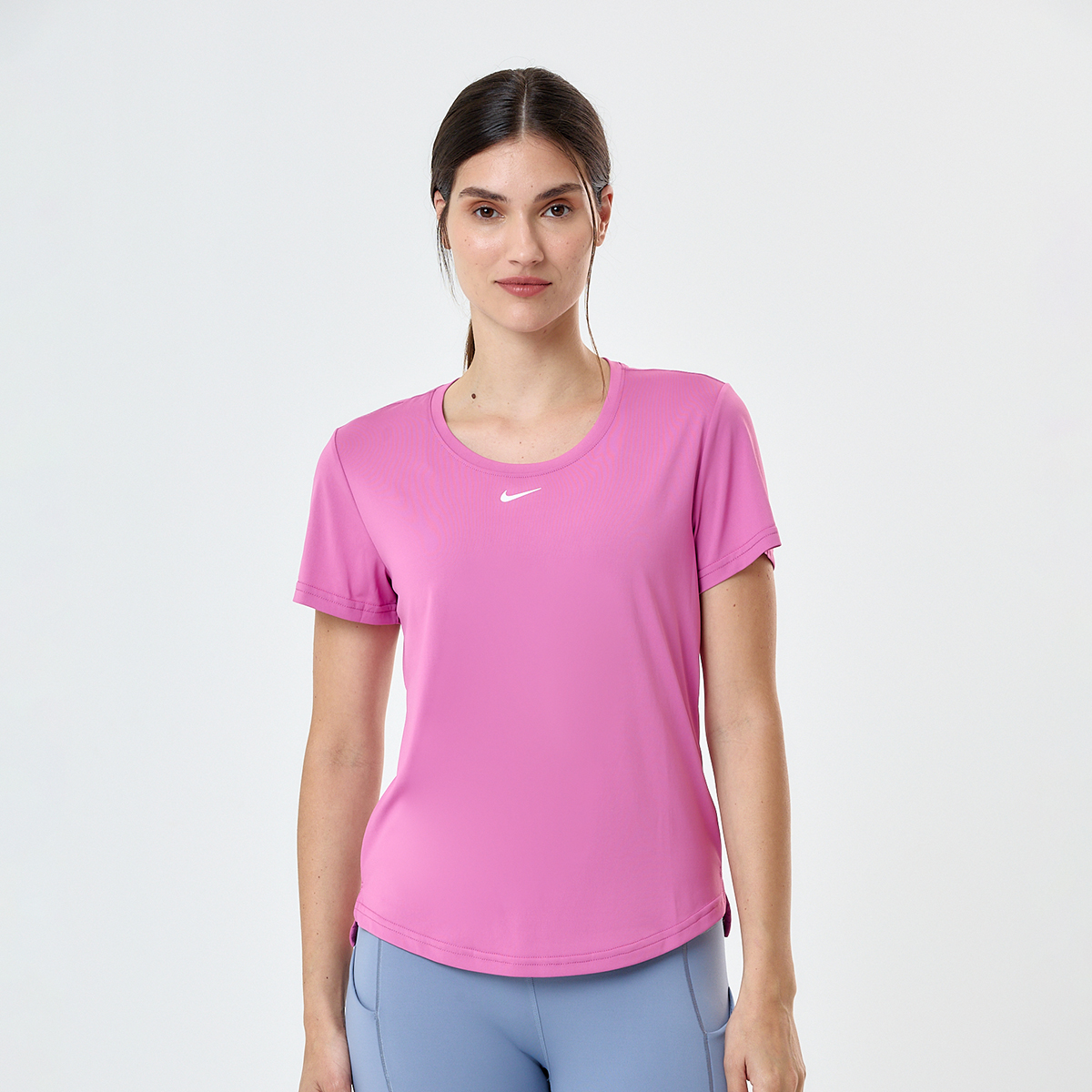 Remera Entrenamiento Nike Dri-FIT One para Mujer,  image number null