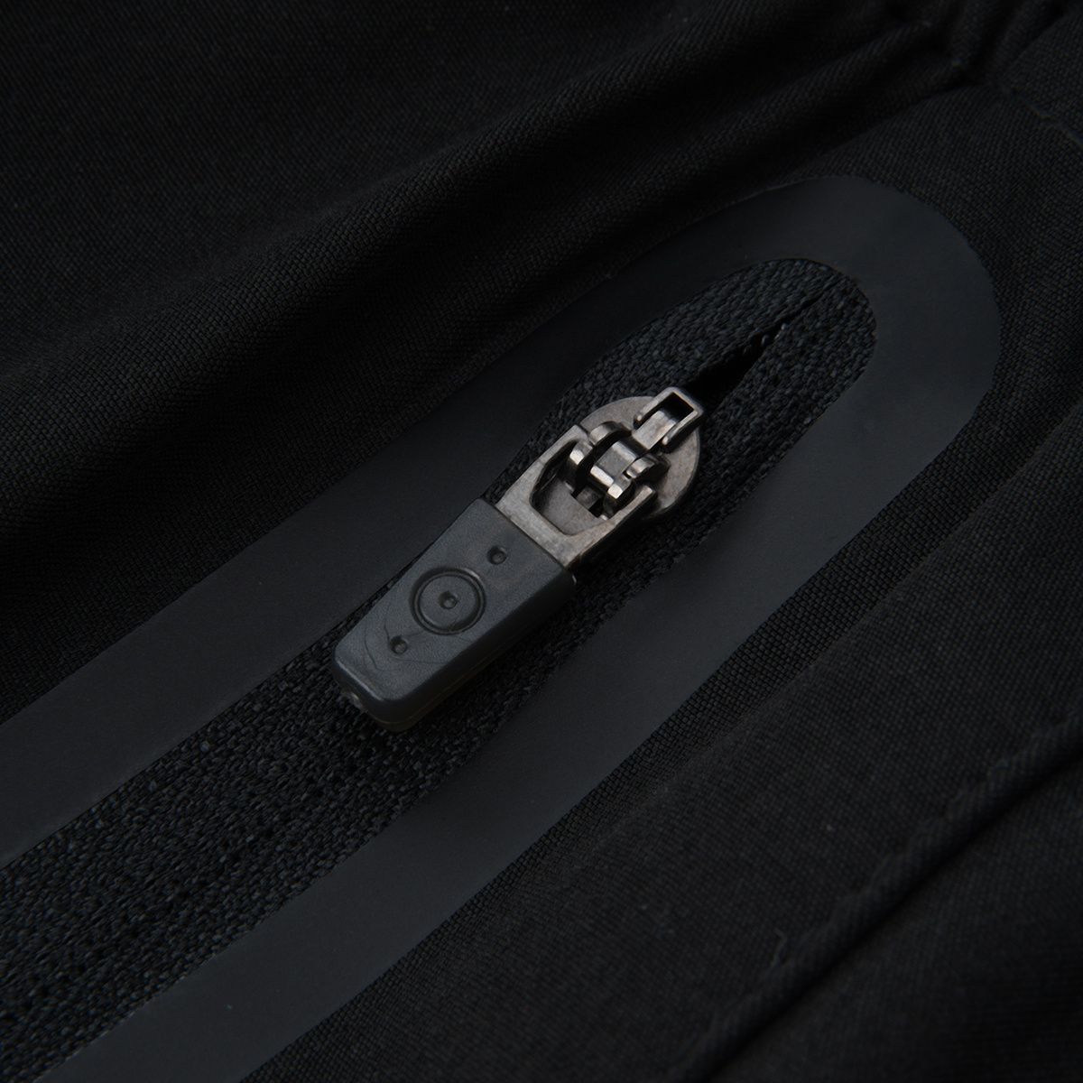 Pantal&oacute;n Entrenamiento IU Hydromotion Hombre,  image number null