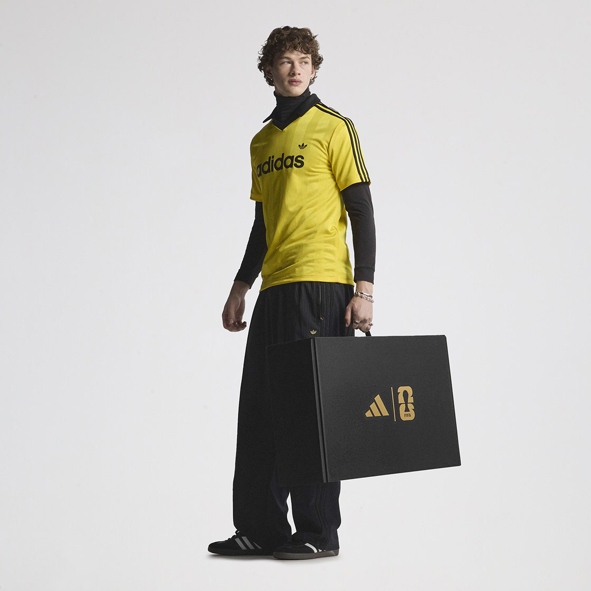 Set de Pelotas F&uacute;tbol adidas Historical Club Copa Mundial de la FIFA&trade;,  image number null