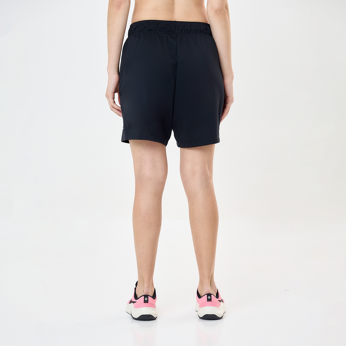 Short Entrenamiento Nike Attak Mid-rise 5 Mujer,  image number null