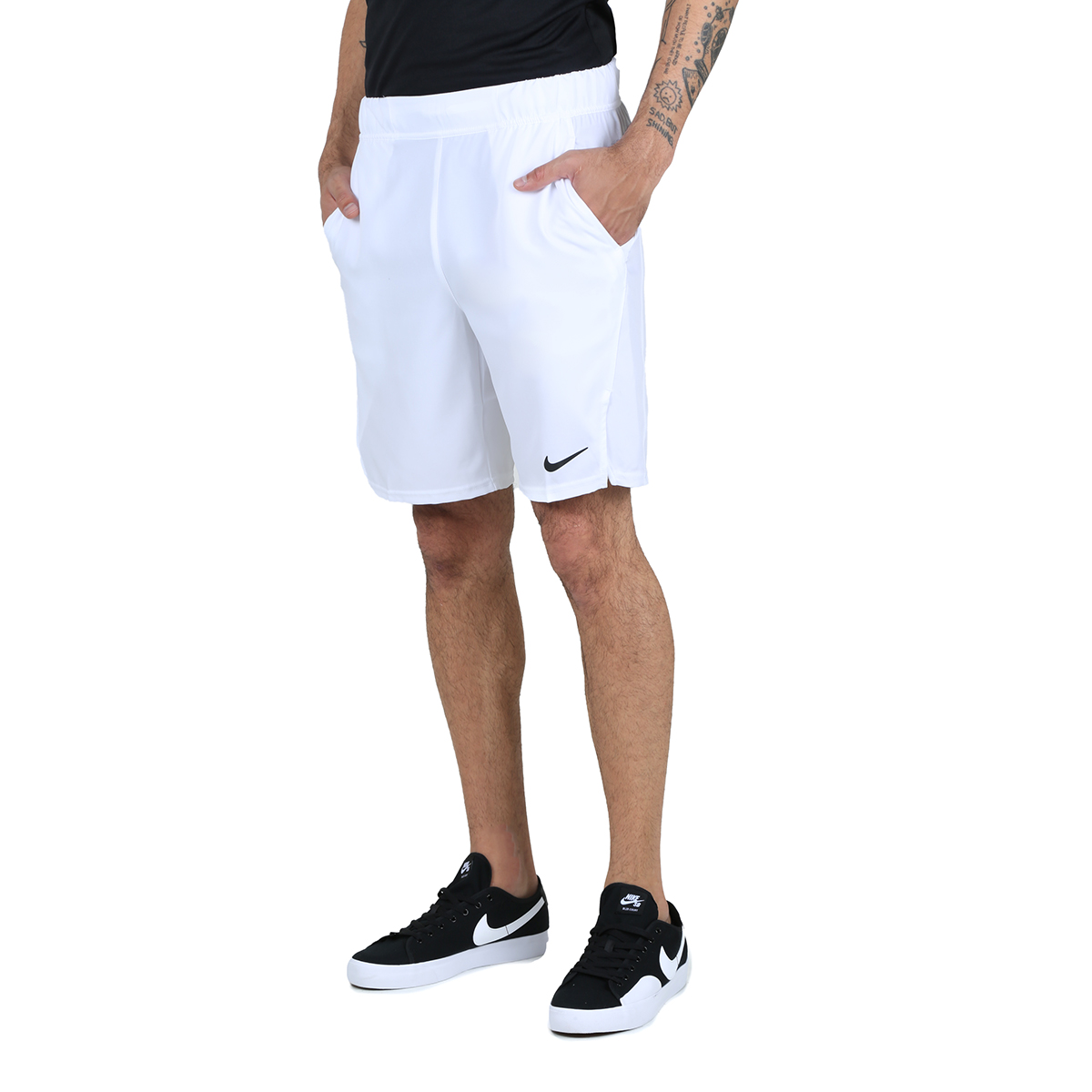 Short court nike store