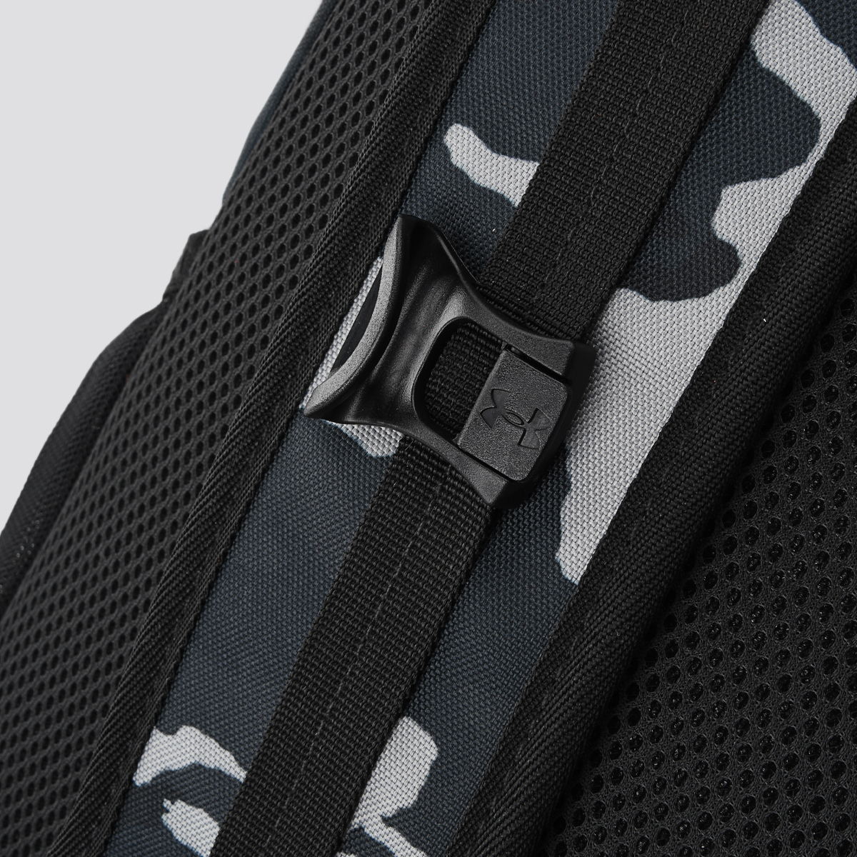 Mochila Entrenamiento Under Armour Hustle Pro,  image number null
