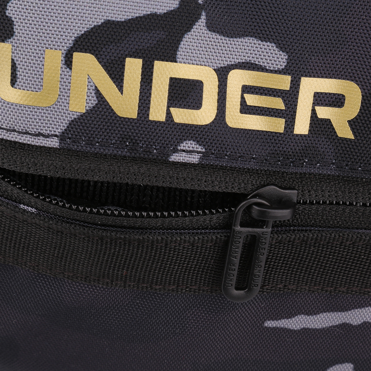 Bolso Under Armour Contain Travel Kit,  image number null