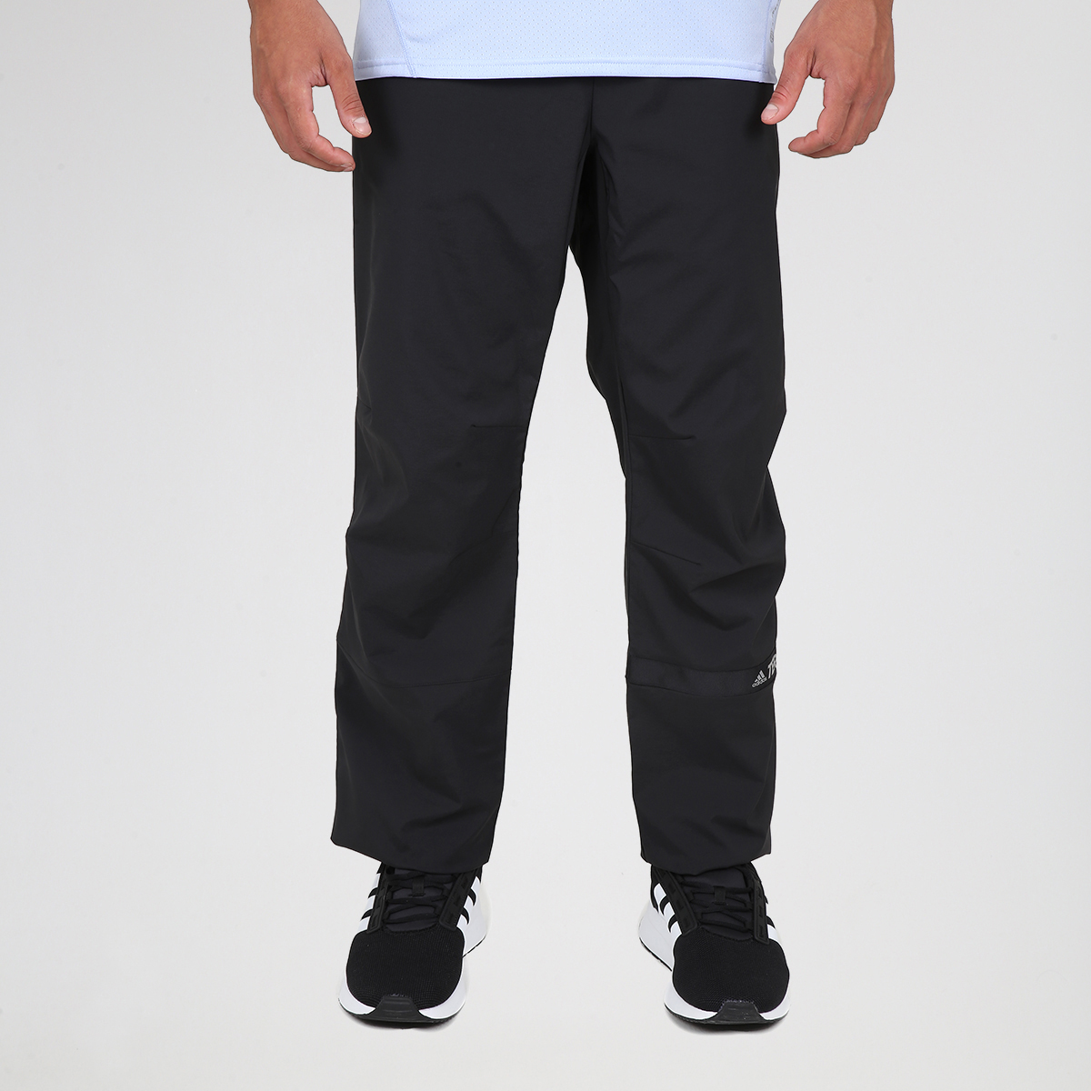 Pantal&oacute;n Outdoor adidas Multi Woven Hombre,  image number null