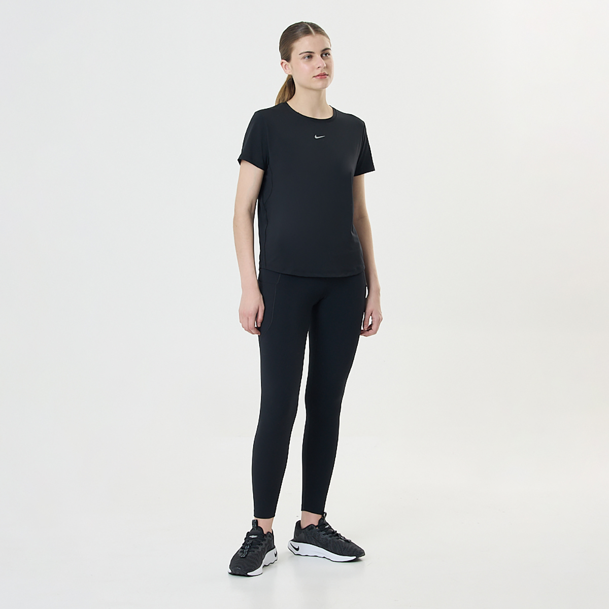 Remera Nike One Classic Mujer,  image number null