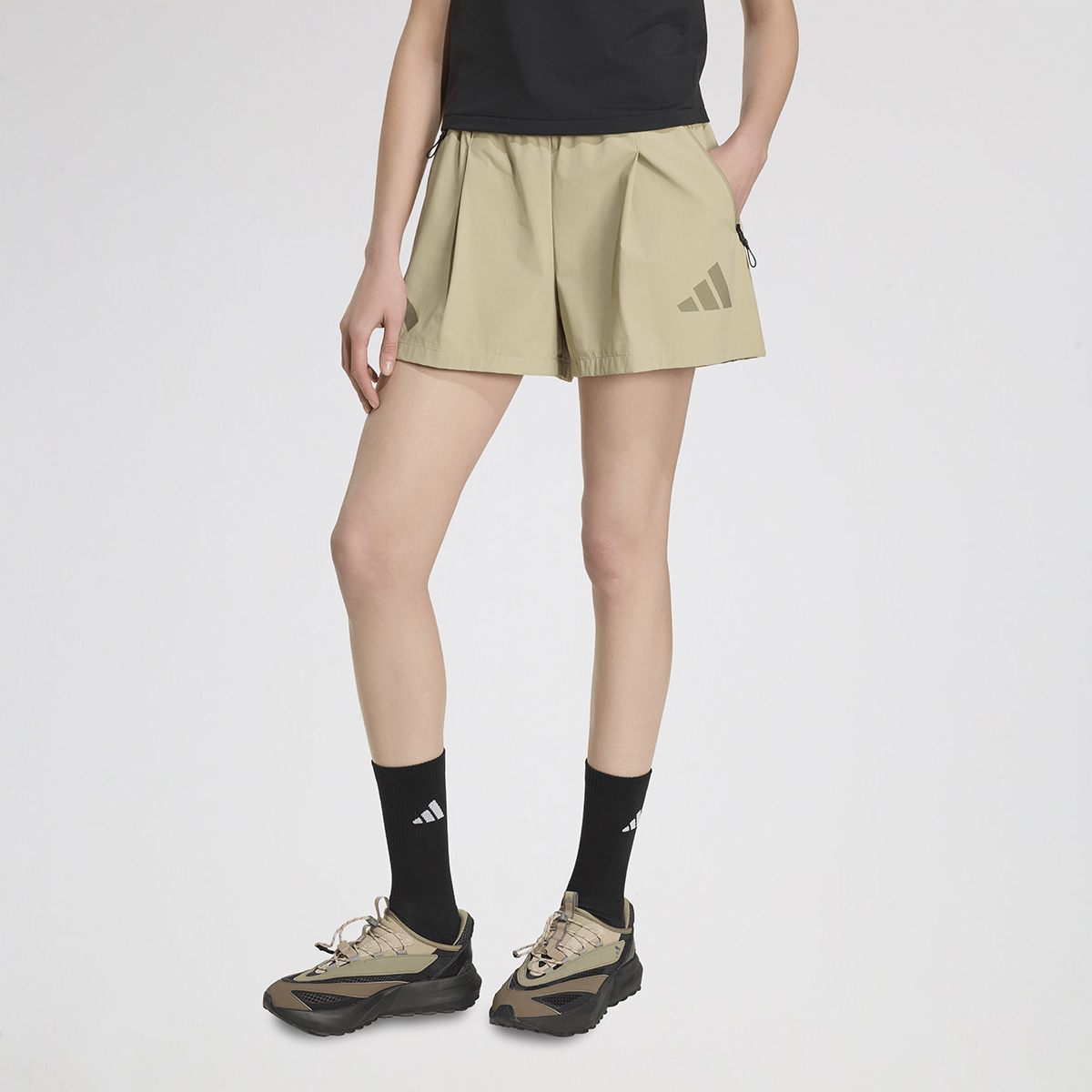 Short adidas Z.N.E. Woven Mujer,  image number null
