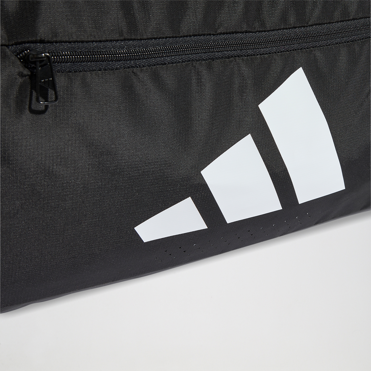 Bolso Entrenamiento adidas Defender,  image number null