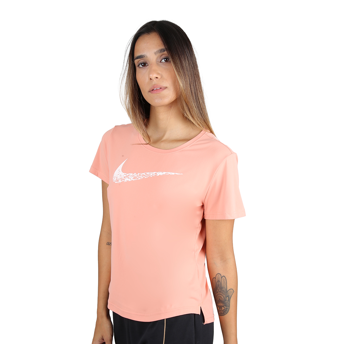 Remera Running Nike Swoosh Run Mujer,  image number null