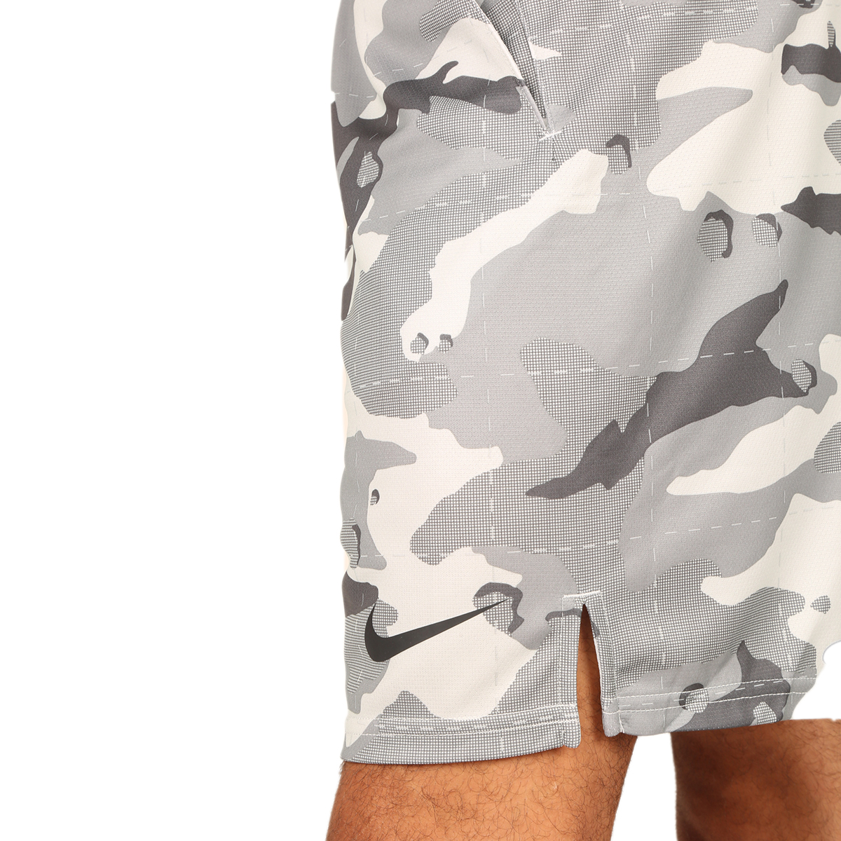 Short Nike Camo,  image number null