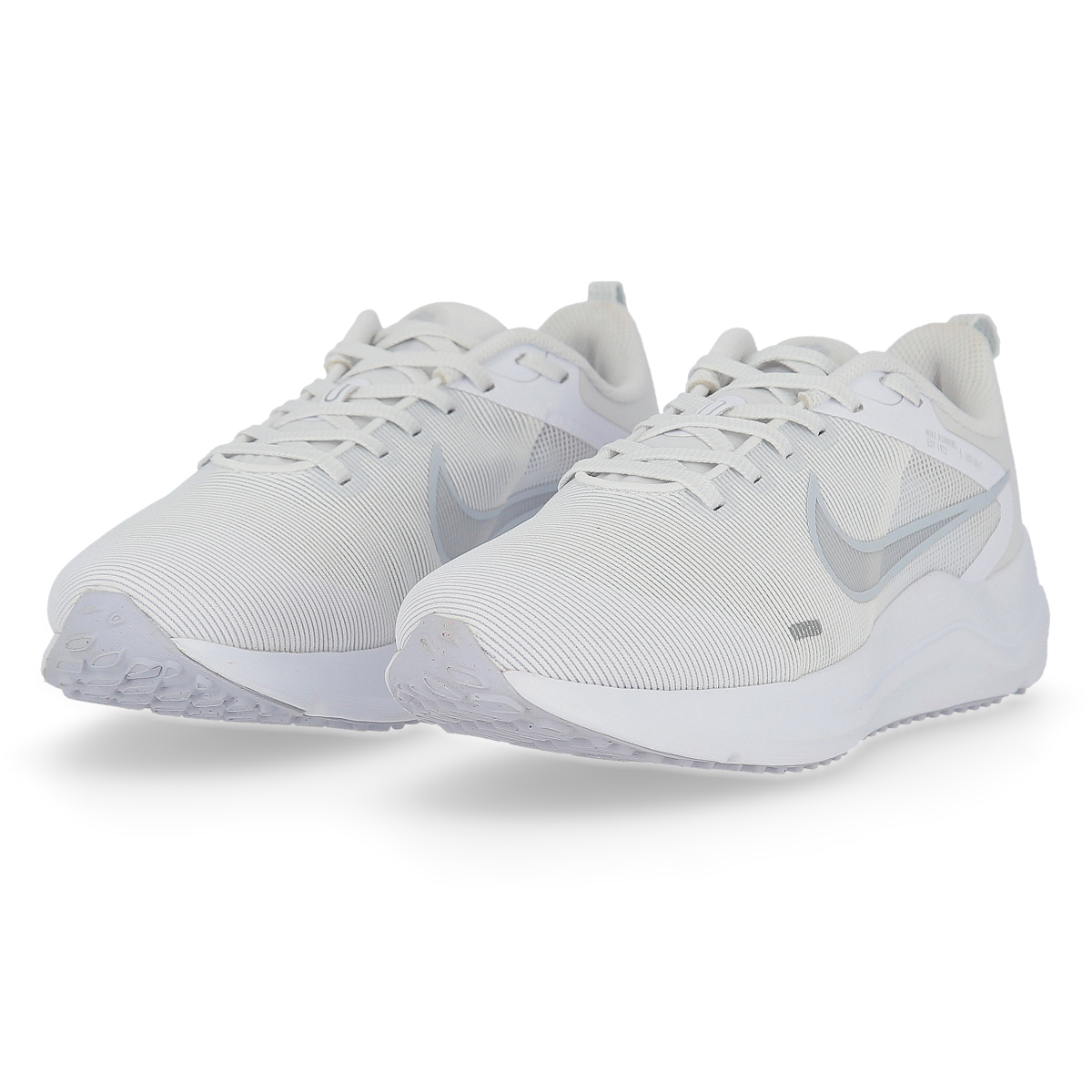 Nike downshifter top 33