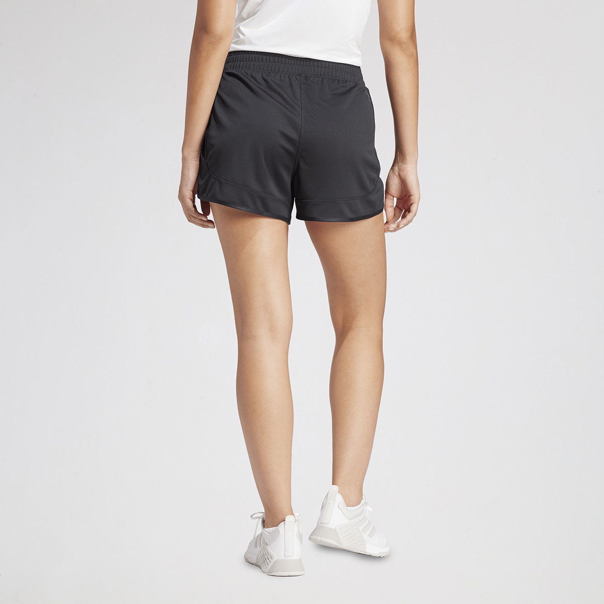 Short Entrenamiento adidas Pacer Knit Mujer,  image number null