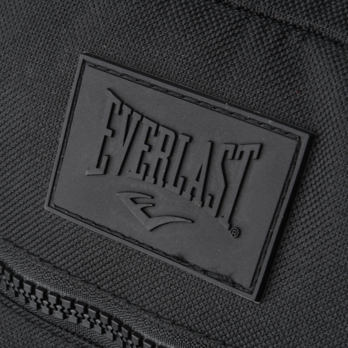 Mochila Everlast 18 Pulgadas Poli&eacute;ster con tiras regulables,  image number null