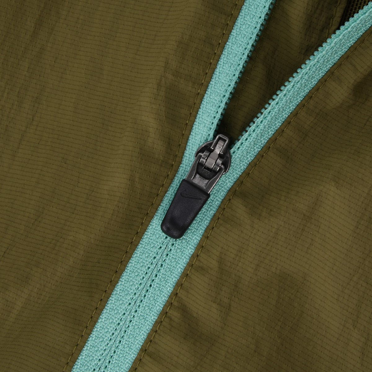 Campera Nike Rompevientos Trail Aireez Hombre,  image number null